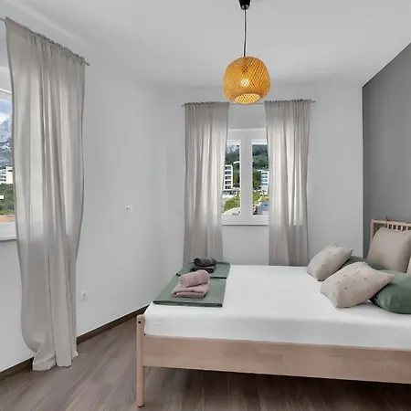 Penthouse Lena